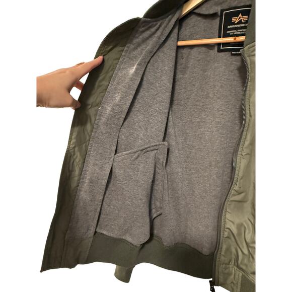 Alpha Industries M Bomber Flight Jacket MA-1 T-Shirt Liner Slim Japan Army Green - Picture 4 of 10